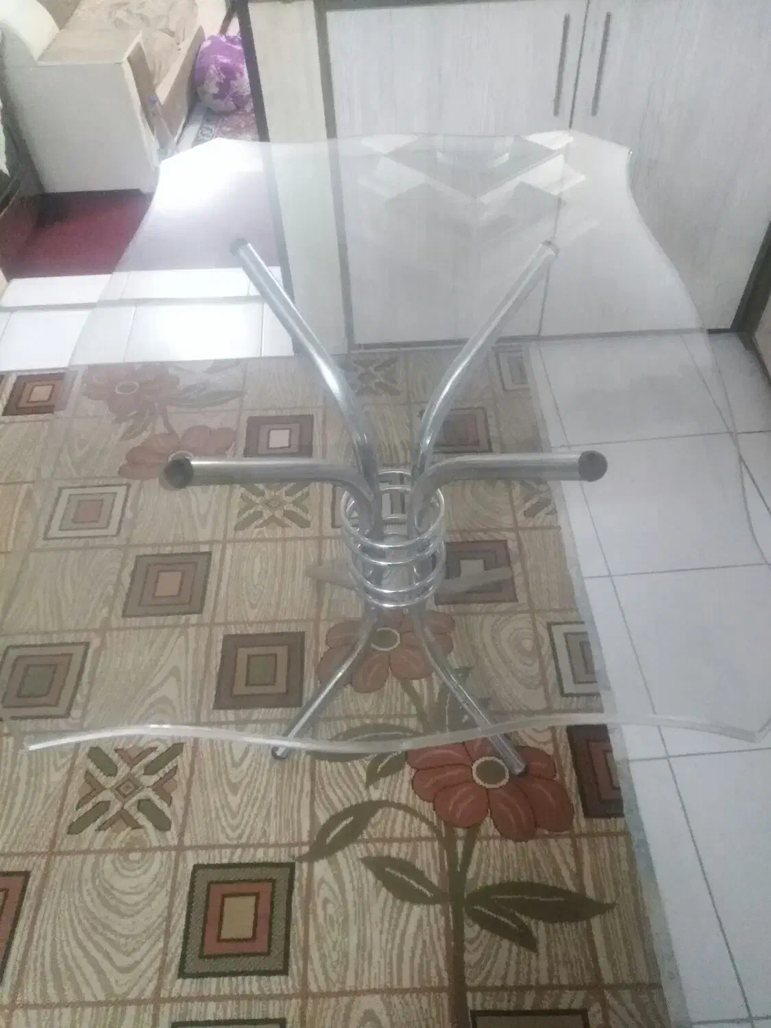 میز غذا خوری استیل شیشه ای بهمراه صندلی صندلی|میز و صندلی غذاخوری|مشهد, رده|دیوار