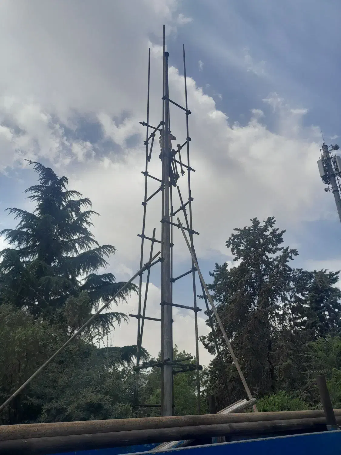 داربست فلزی (کدخدا)|خدمات پیشه و مهارت|تهران, پاسداران|دیوار