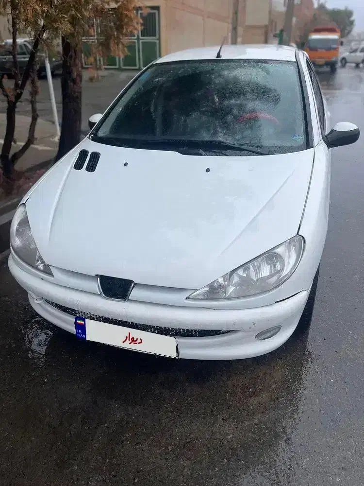 206 مدل 82|خودرو سواری و وانت|بیرجند, |دیوار