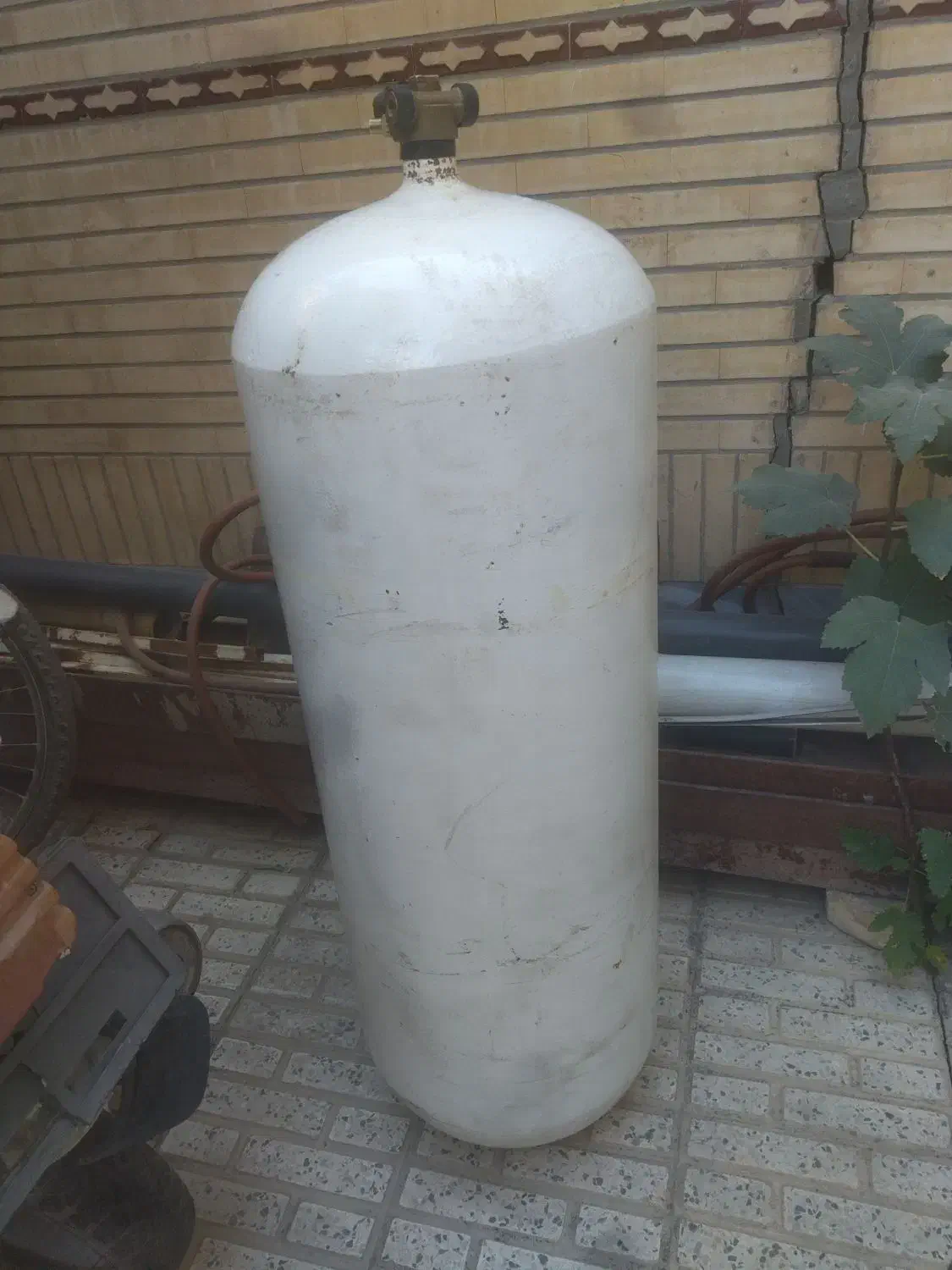 کپسول|کولر گازی و فن‌کوئل|فلاورجان, |دیوار