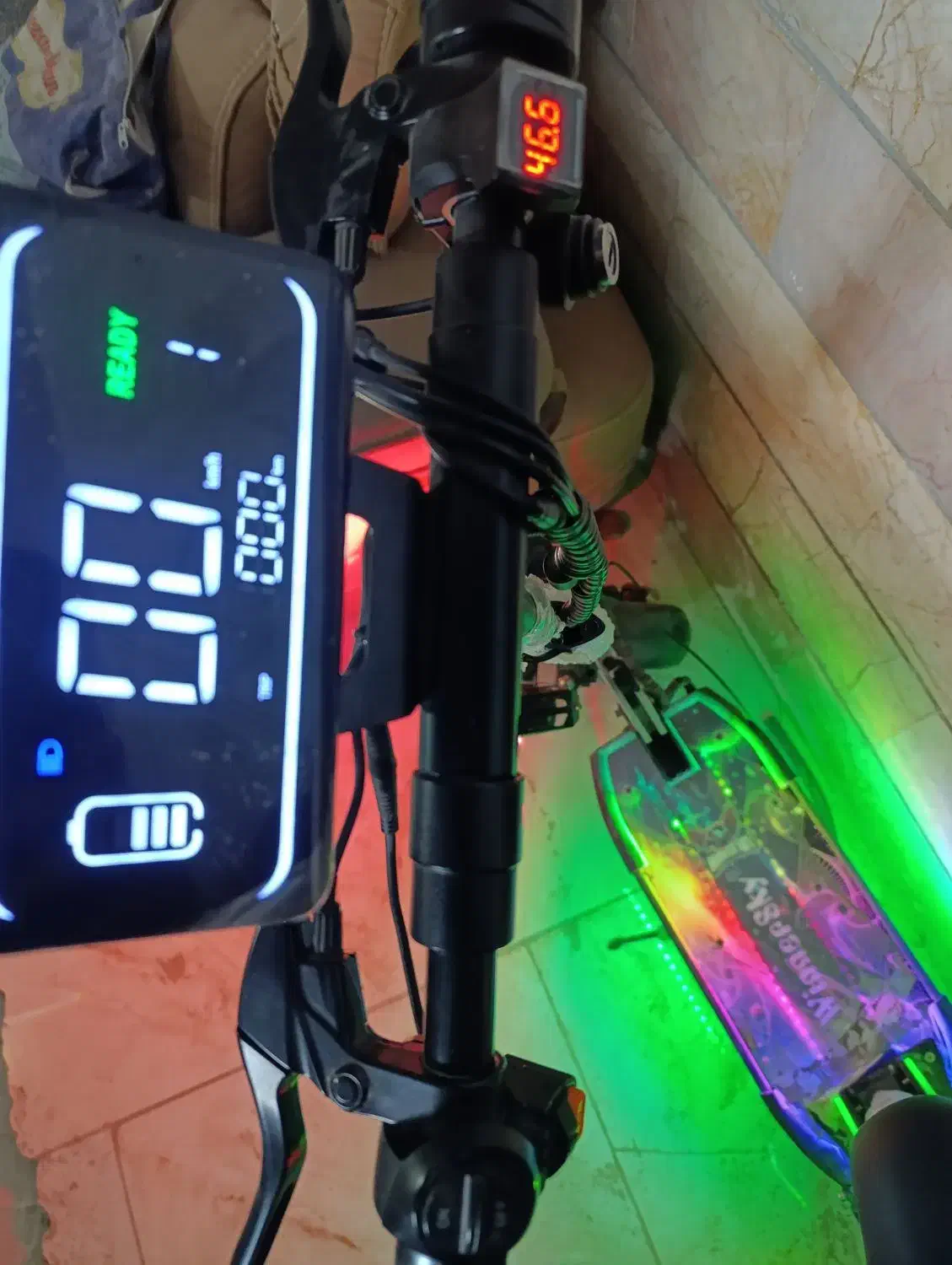 اسکوتر برقی،دوچرخه،اسکوتر|دوچرخه، اسکیت، اسکوتر|تربت جام, مطهری|دیوار