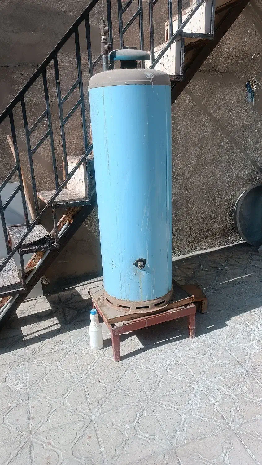 ابگرمکن ۶۰لیتری|آبگرمکن، پکیج، شوفاژ|شیراز, سیاه سنگ|دیوار