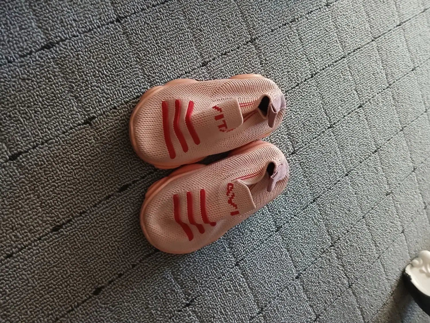 کفش|کفش و لباس بچه|تربتحیدریه, رضاشهر|دیوار