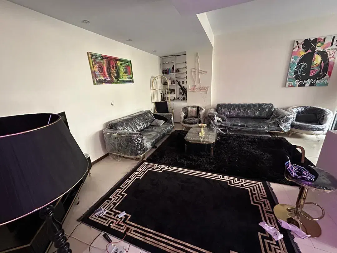 ۱۰۵متر۲خواب نوسازطبقات بالا/رزمال/دریاچه