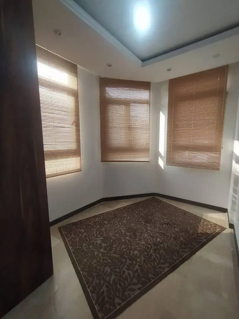 میرداماد شمال/ 75 متر 2 خواب/دونبش نور لوکس و تمیز