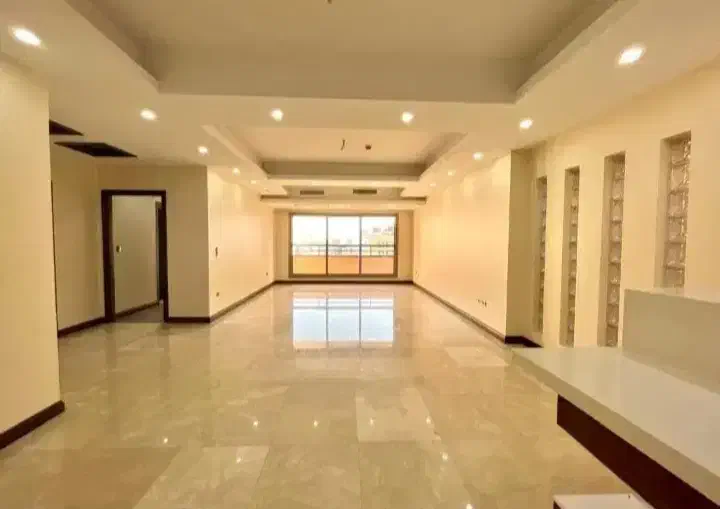 ۱۴۰م کامرانیه شمالی، نور جنوبی، لوکیشن طلایی