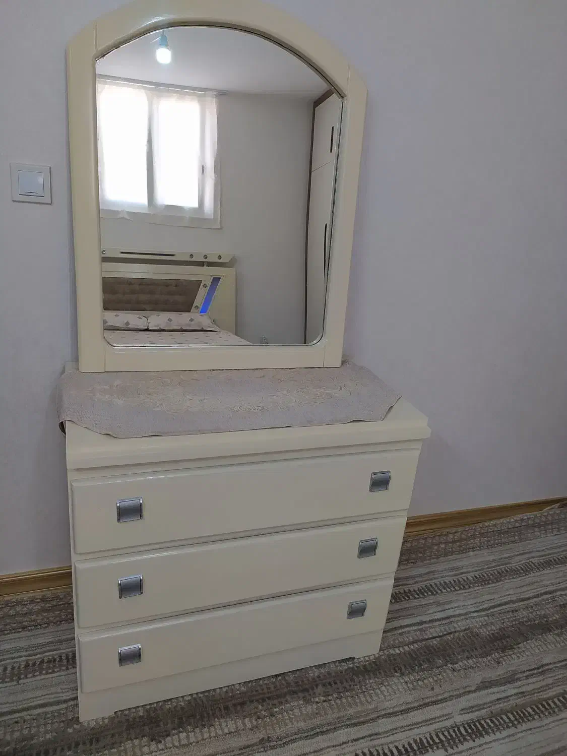 میز کامپیوتر ( میز تحریر)|میز تحریر و کامپیوتر|اصفهان, شهرک ولیعصر|دیوار