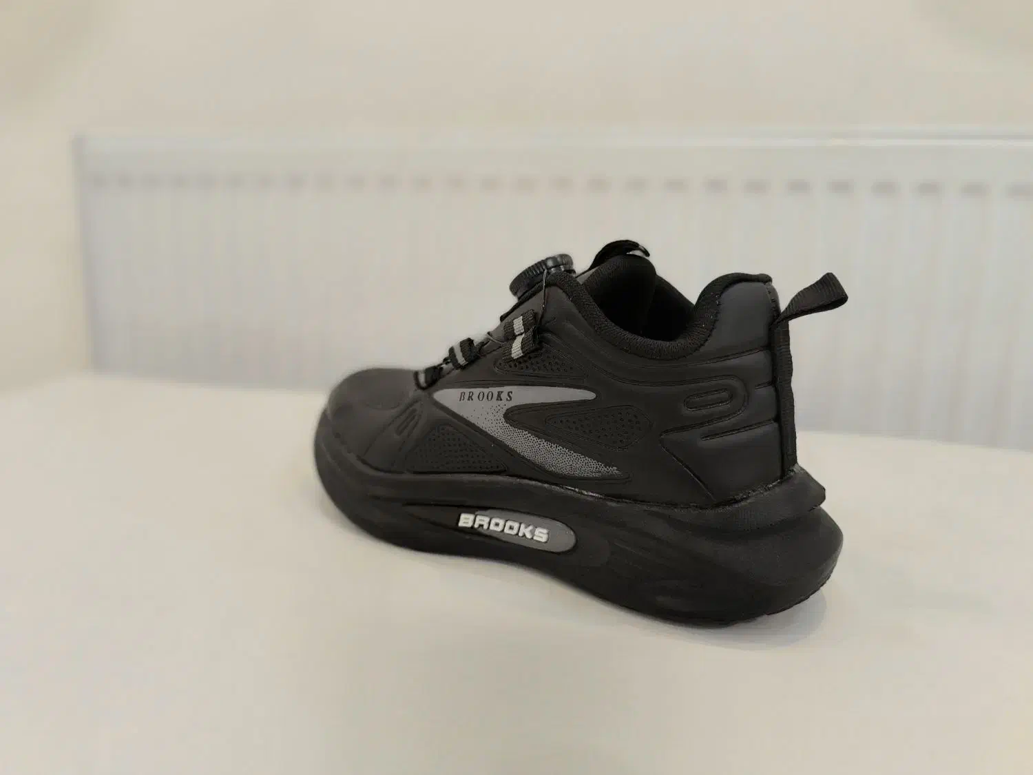 کفش اسپورت بچگانه مدل بروکس|کفش و لباس بچه|رباطکریم, رباطکریم|دیوار