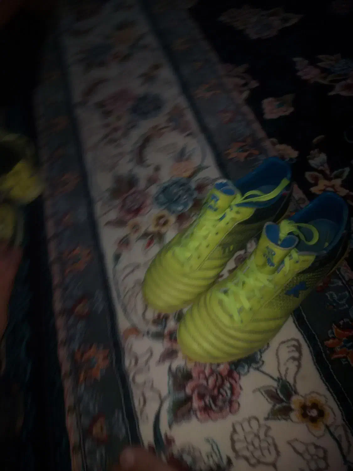 کتونی چمن مصنوعی وسالن سایز۴۰|کیف، کفش، کمربند|خرمآباد, |دیوار