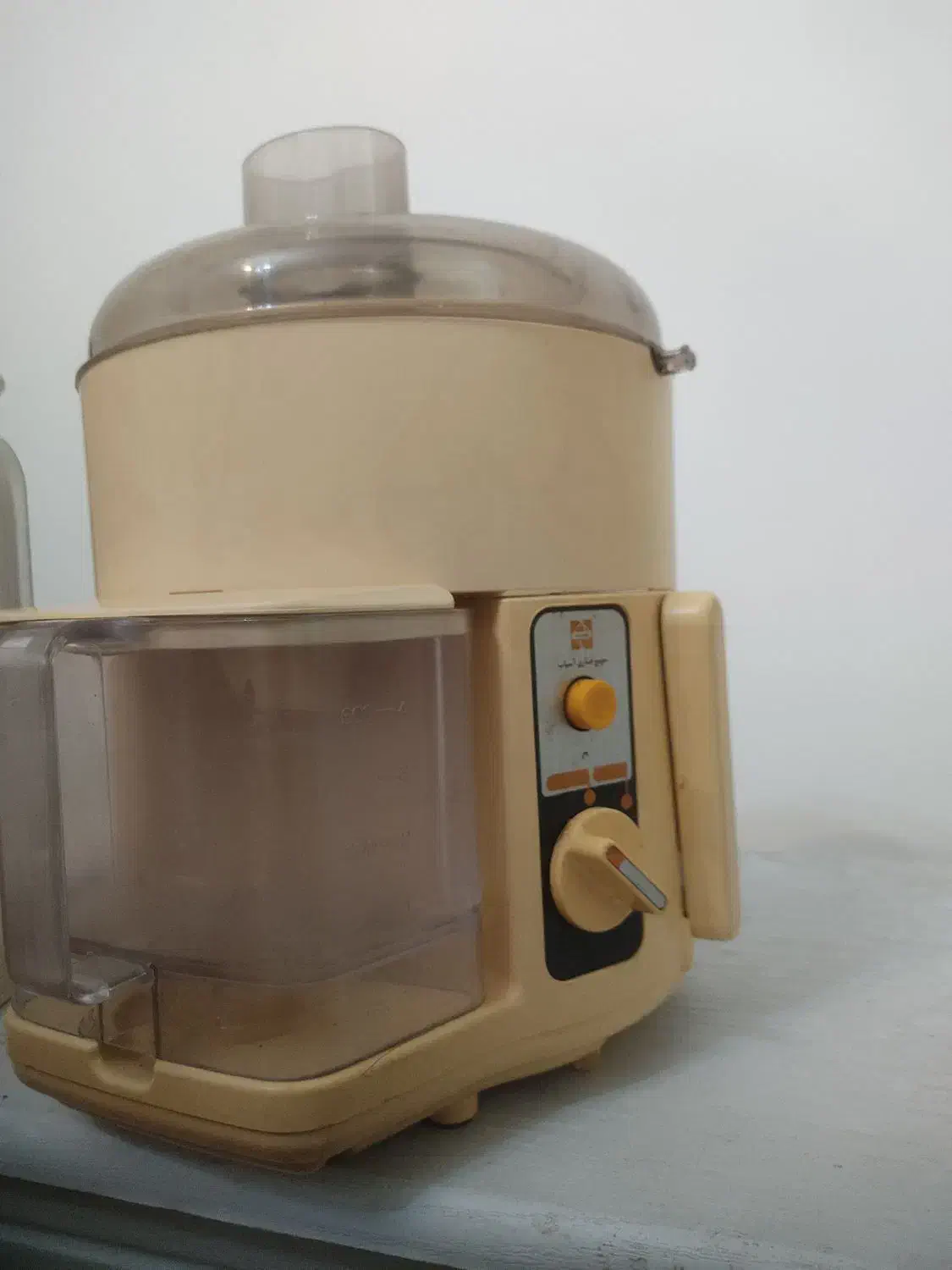 دستگاه سه کاره آبمیوه گیری بسیار قوی|خردکن، آسیاب، غذاساز|رشت, پیرکلاچای|دیوار