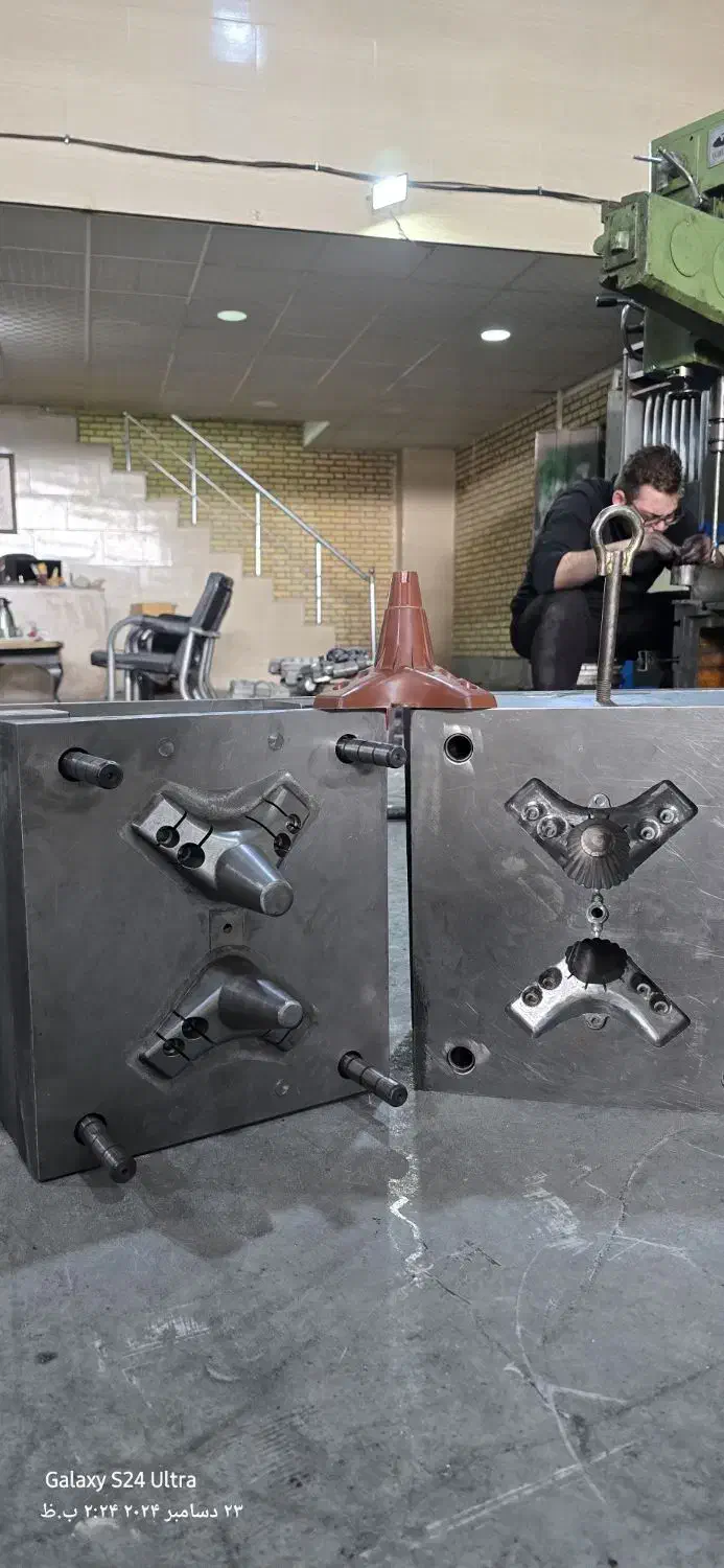 قالبسازی در تبریز|ماشین‌آلات صنعتی|تبریز, |دیوار