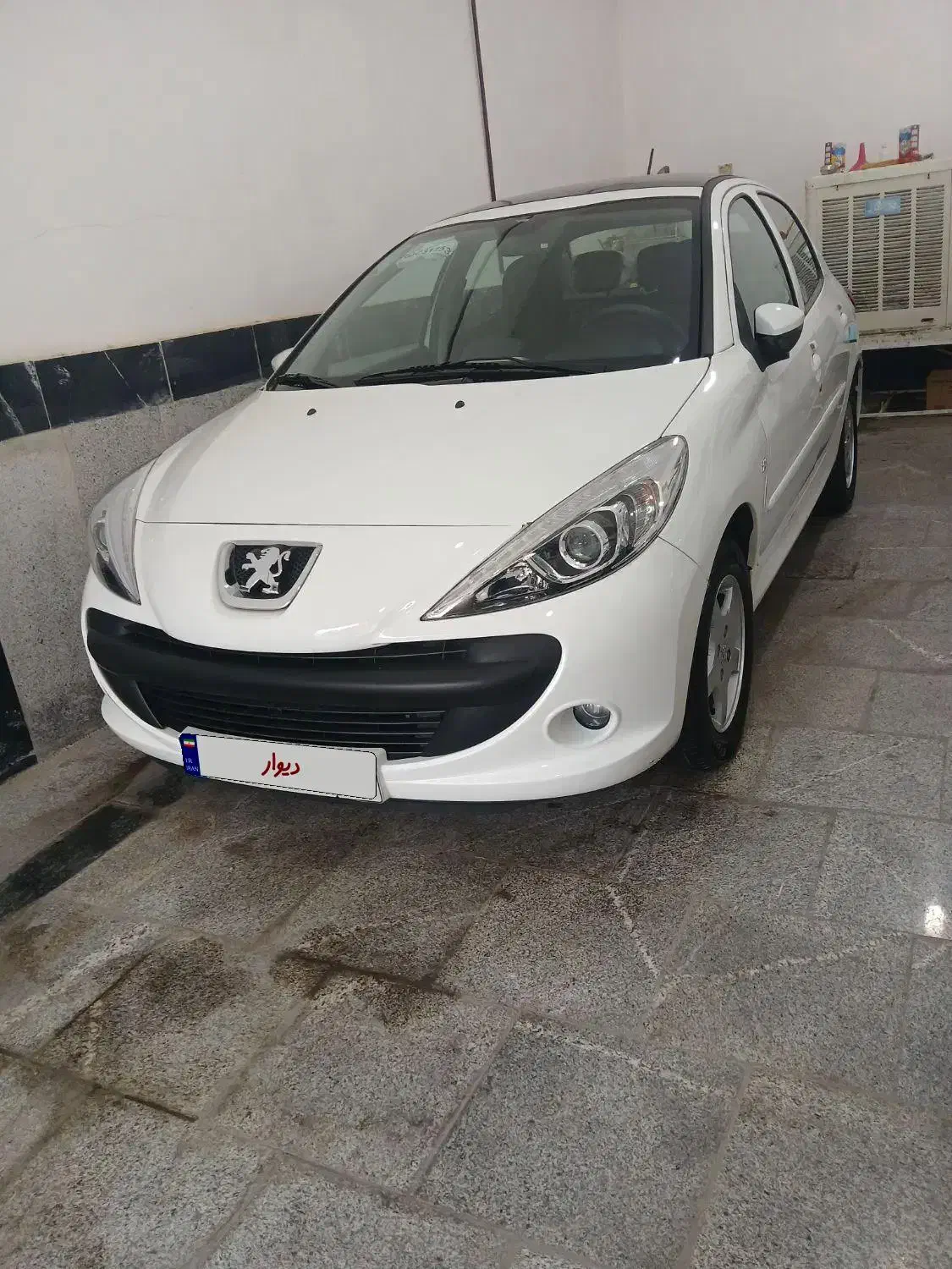 پژو ۲۰۷ پانا سفید|خودرو سواری و وانت|خرم‌آباد, |دیوار