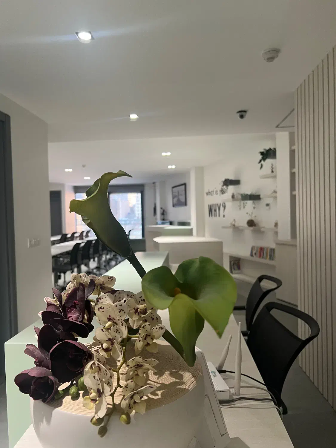 فضای برگزاری رویداد و فضای تولید محتوا|اجارهٔ کوتاه‌مدت دفتر کار و فضای آموزشی|تهران, امانیه|دیوار