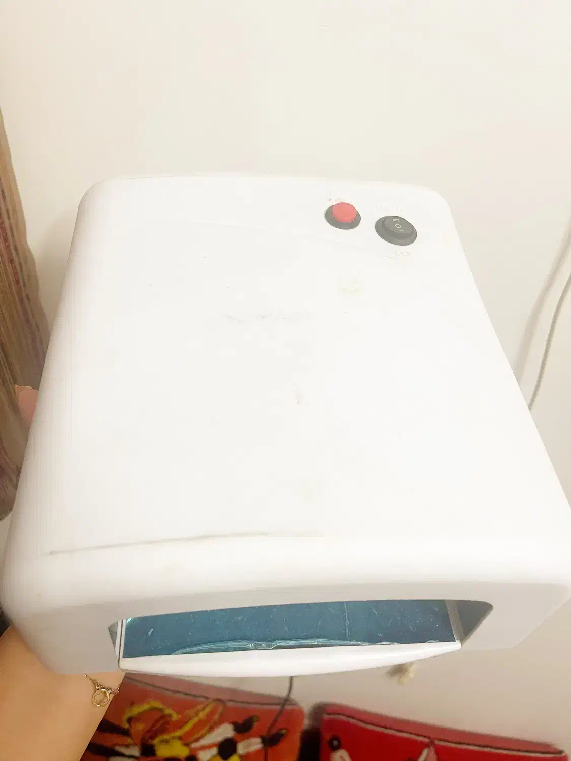 لاک خشک کن و صندلی تختخوابشو|آرایشی، بهداشتی، درمانی|ری, سرتخت|دیوار