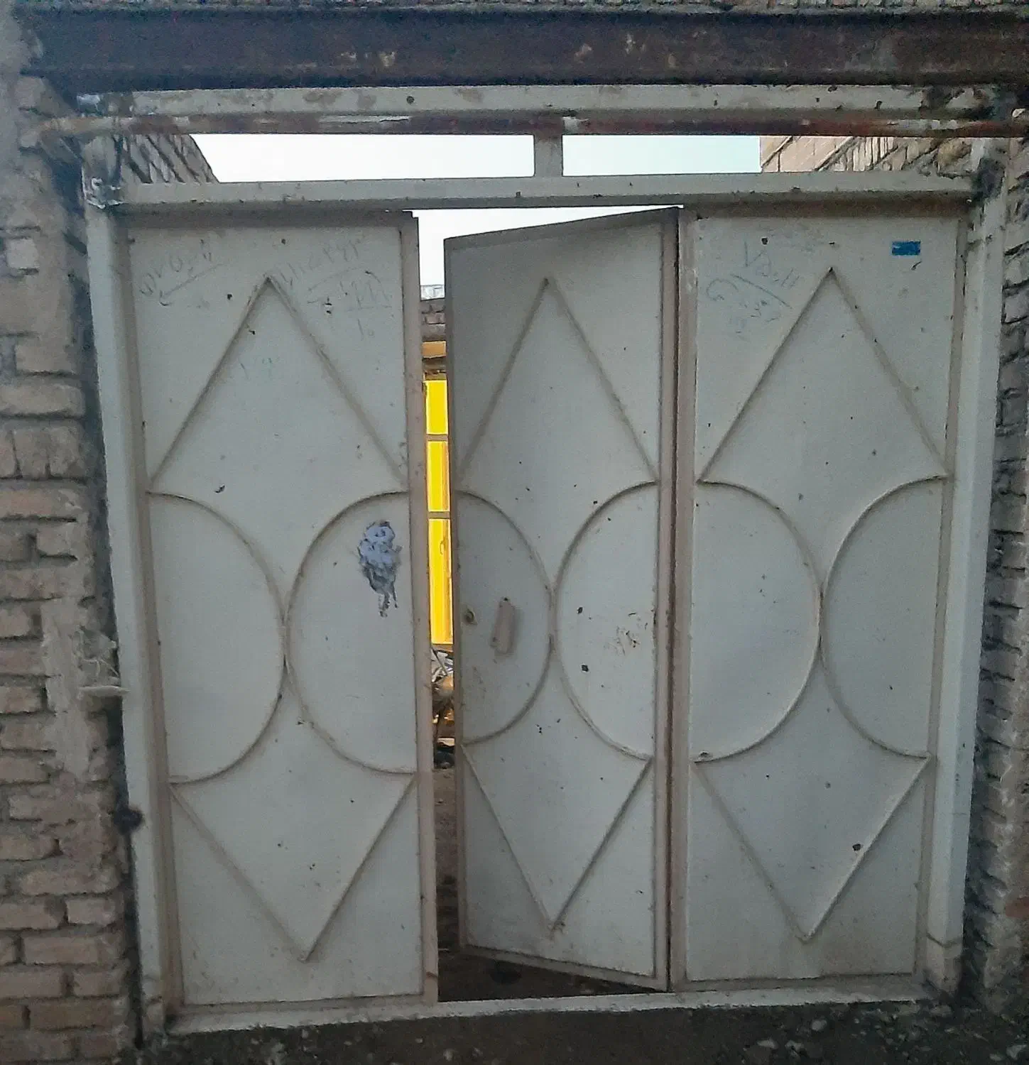 درب حیاط و باغ|مصالح و تجهیزات ساختمان|مرند, |دیوار