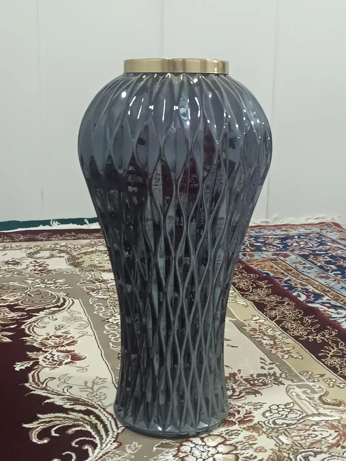 گلدان|گل مصنوعی|بیستون, |دیوار