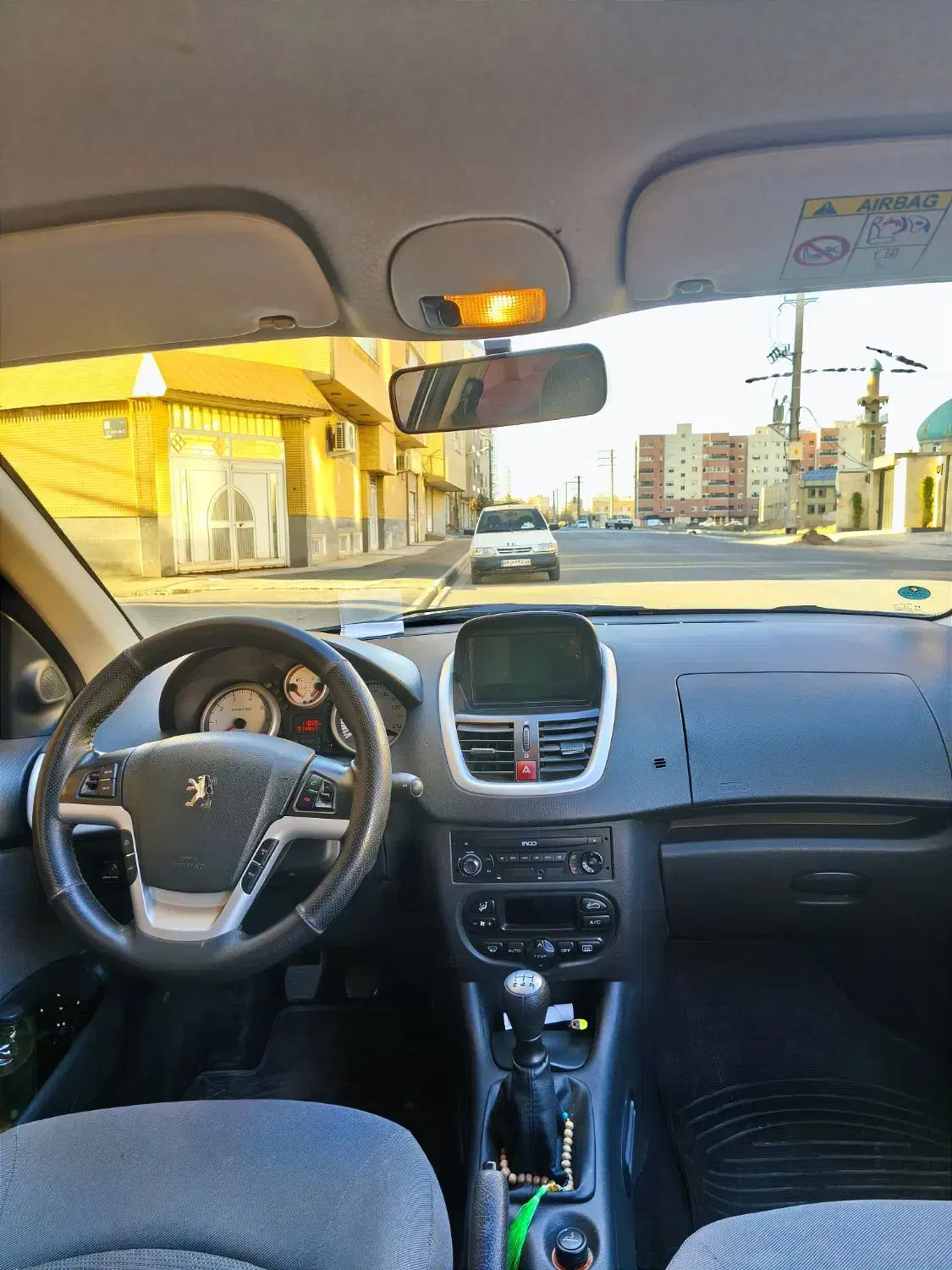 207 تمیز و بی رنگ|خودرو سواری و وانت|قم, عمار یاسر|دیوار