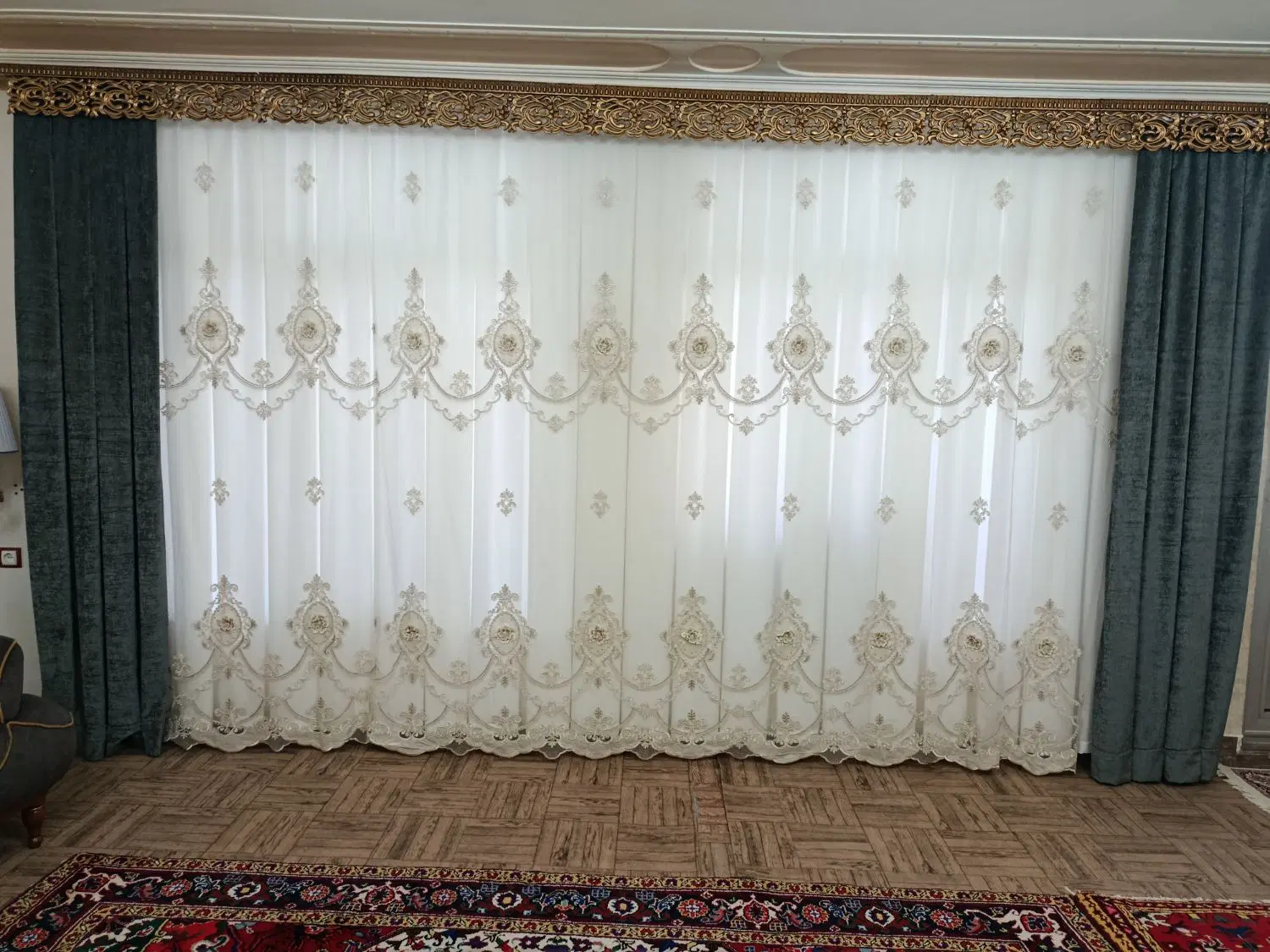 پرده|پرده، رانر، رومیزی|اهر, |دیوار