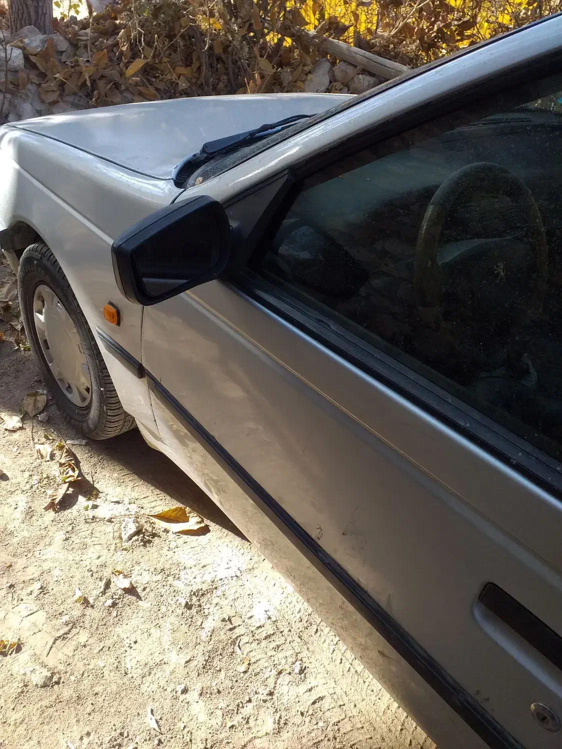 پژو ۴۰۵ نقره ای مدل ۱۳۸۴|خودرو سواری و وانت|کمیجان, |دیوار