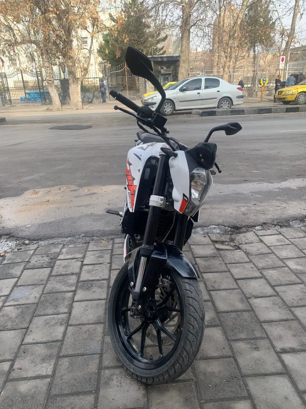 دوک ۲۰۰  ktm|موتورسیکلت|همدان, |دیوار