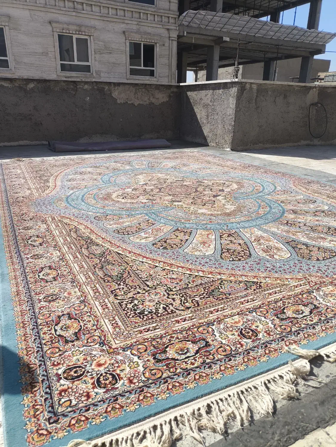 یک عدد فرش 12 متری اردهال مشهد در حد نو|فرش|تهران, خانی‌آباد|دیوار