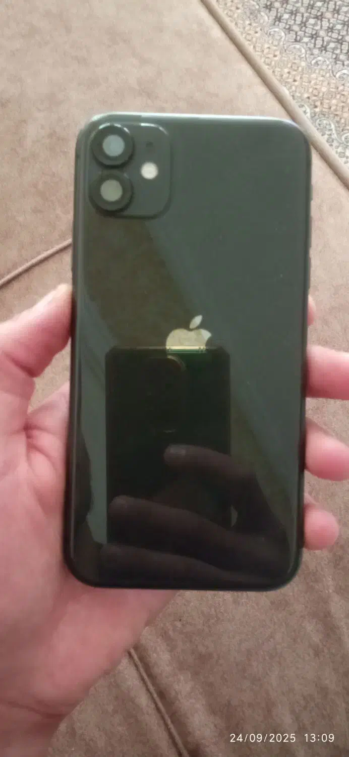 اپل iPhone 11 با حافظهٔ ۱۲۸ گیگابایت|موبایل|ارومیه, |دیوار