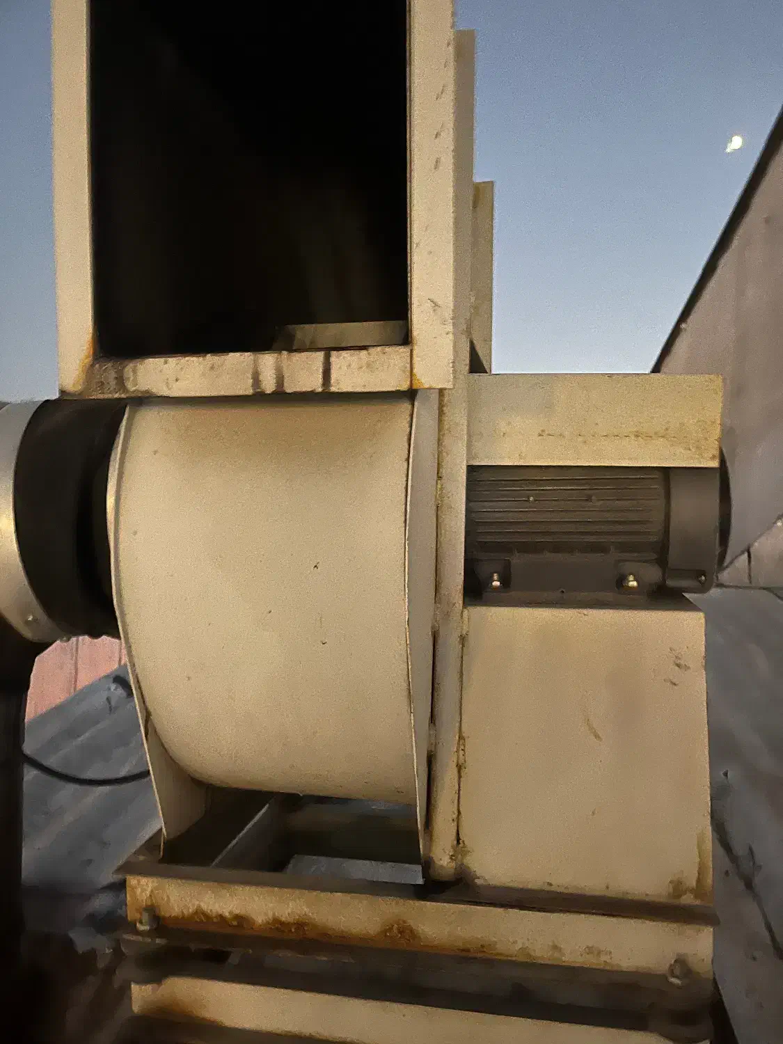 سانتیوفیوژ ( هود صنعتی) و گریل سرخ کن گاز|کافیشاپ و رستوران|بابلسر, |دیوار