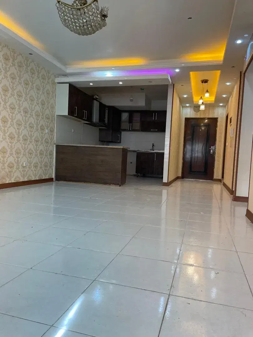 اپارتمان فروشی/ مهر نگین / سند تکبرگ|فروش آپارتمان|صدرا-فارس, فاز ۱|دیوار