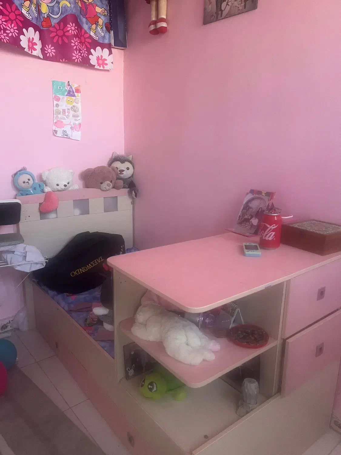 کمد و تخت بچه ۲۵۰۰۰۰۰تومان|تخت و سرویس خواب|جوادآباد, |دیوار