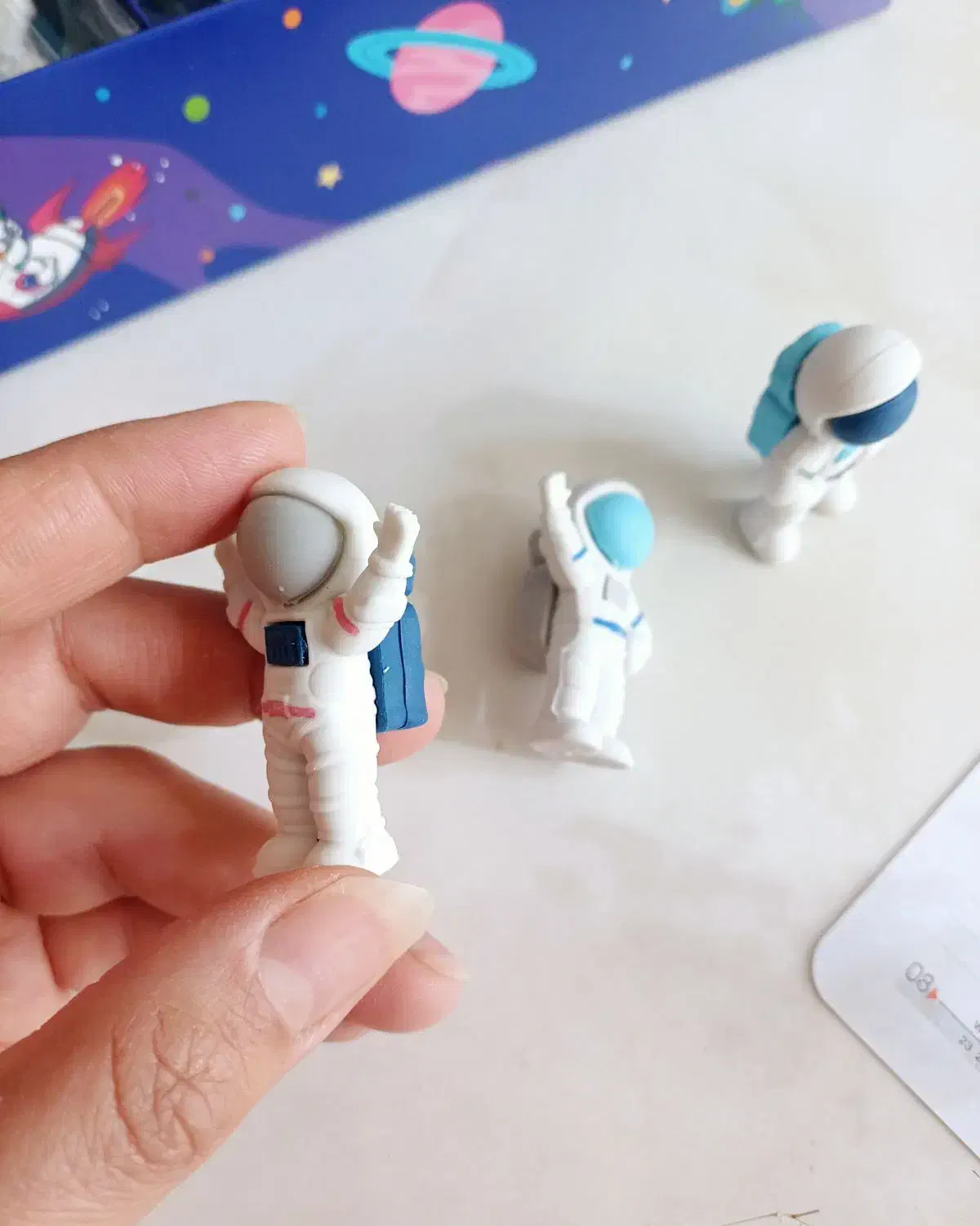 پاکن فضانورد پاکن کن فانتزی / گیفت حرف ف|لوازم التحریر|سنندج, |دیوار