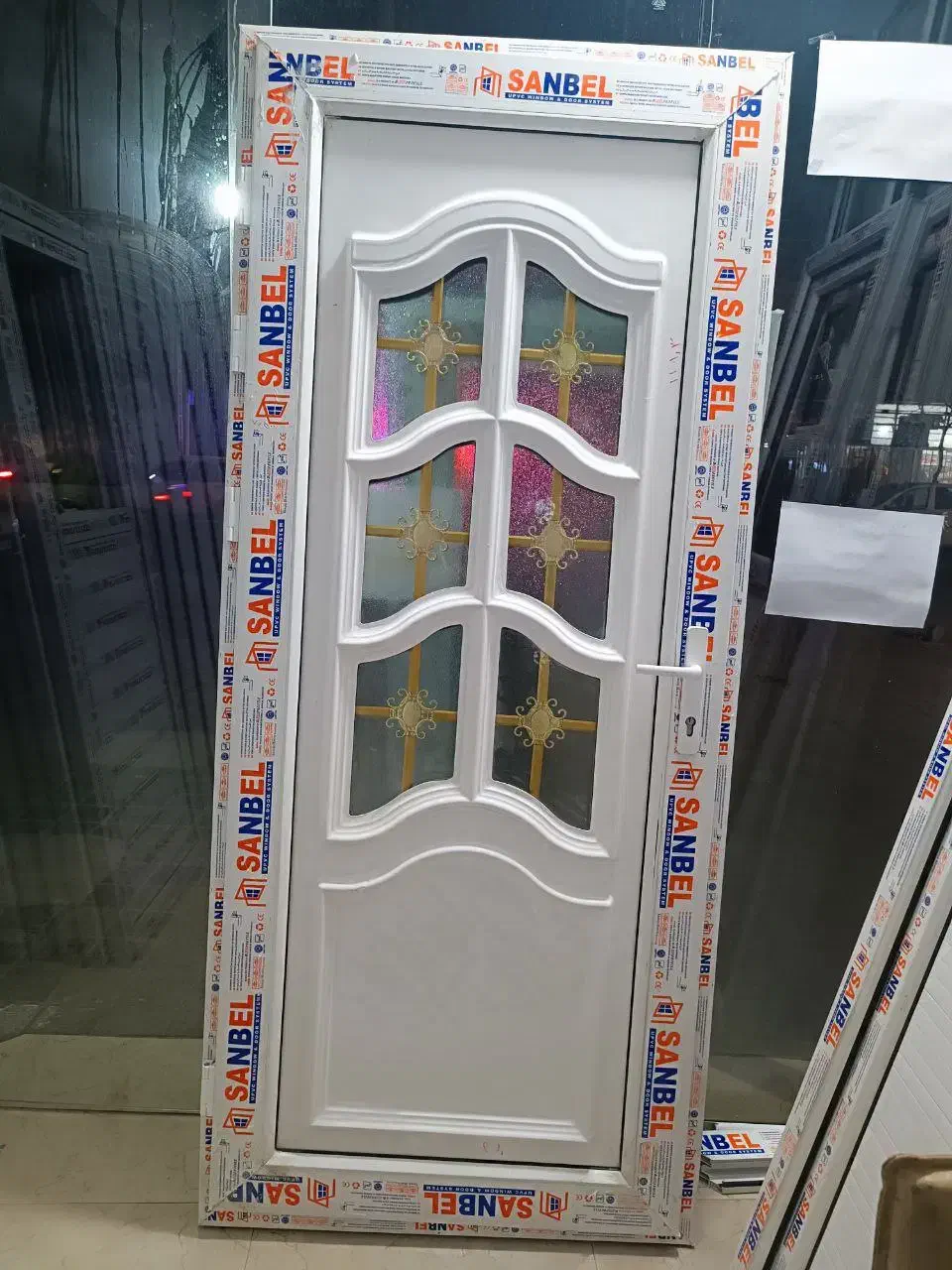 تولیدکننده ی انواع درب و پنجره ی Upvc و Pvc|مصالح و تجهیزات ساختمان|رضویه, |دیوار