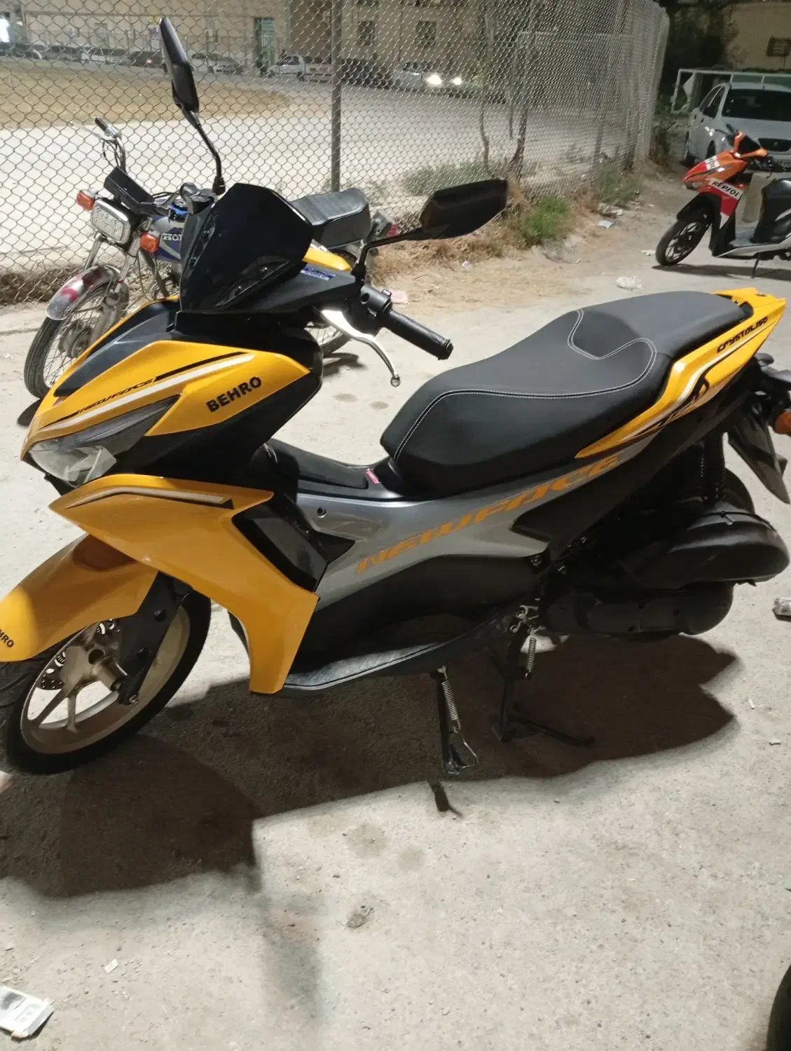 موتور یاماها نیوفیس|موتورسیکلت|بندر کنگان, |دیوار