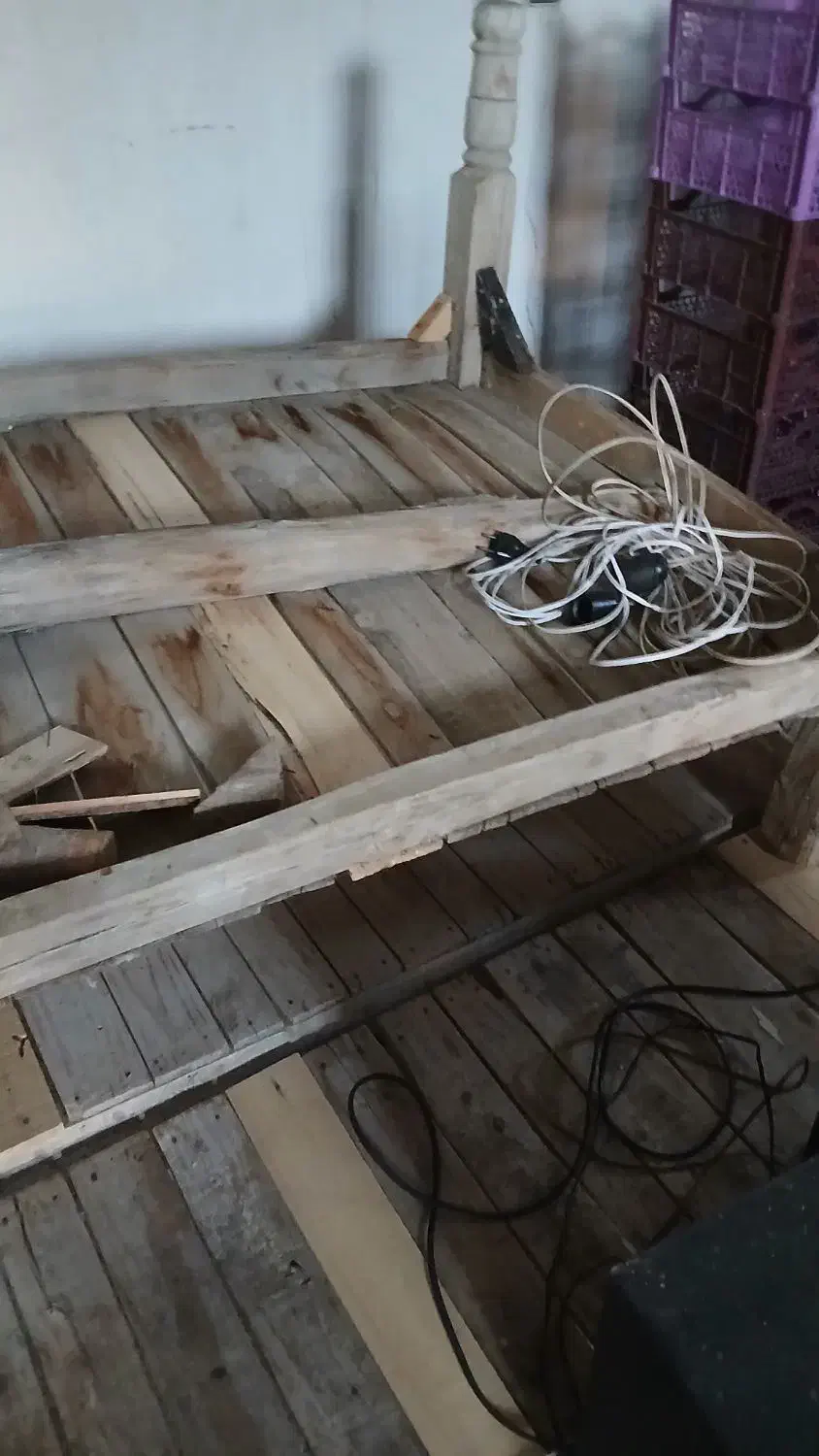 تخت چوبی|تخت و سرویس خواب|نهاوند, |دیوار