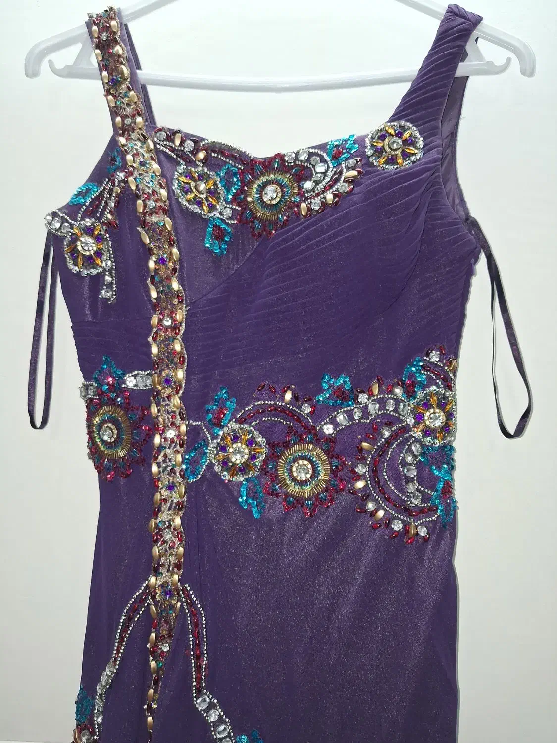 لباس حنابندان|لباس|کازرون, |دیوار