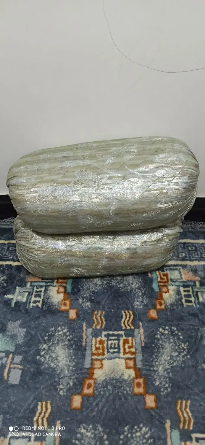 بالشت غلطکی|رختخواب، بالش، پتو|جم, |دیوار