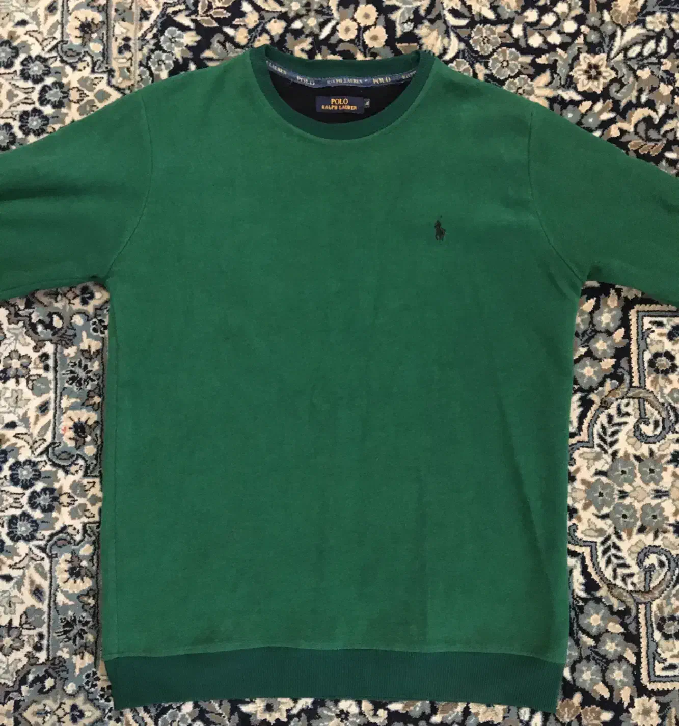 ۲ تا بافت|لباس|یزد, |دیوار