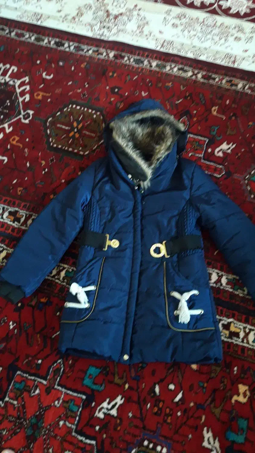 کاپشن دخترونه مناسب برای ۱۲ و۱۳و۱۴ ساله|کفش و لباس بچه|ارومیه, |دیوار