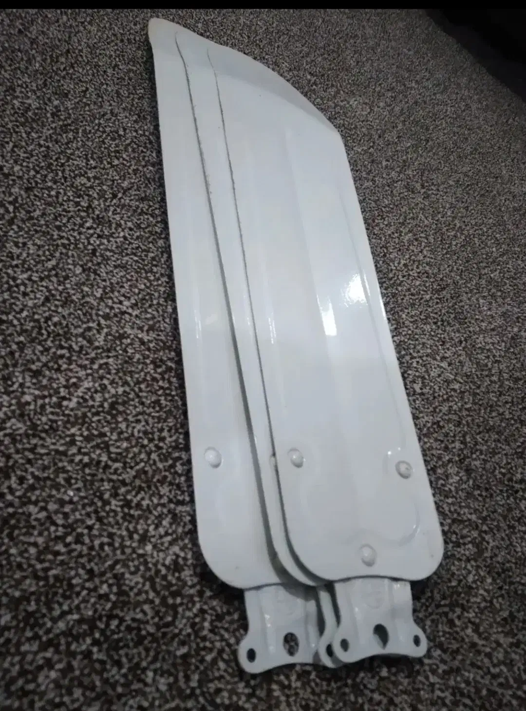 3عددپنکه سقفی|پنکه و تصفیه‌کنندهٔ هوا|شیراز, منطقه هوایی شهید دوران|دیوار