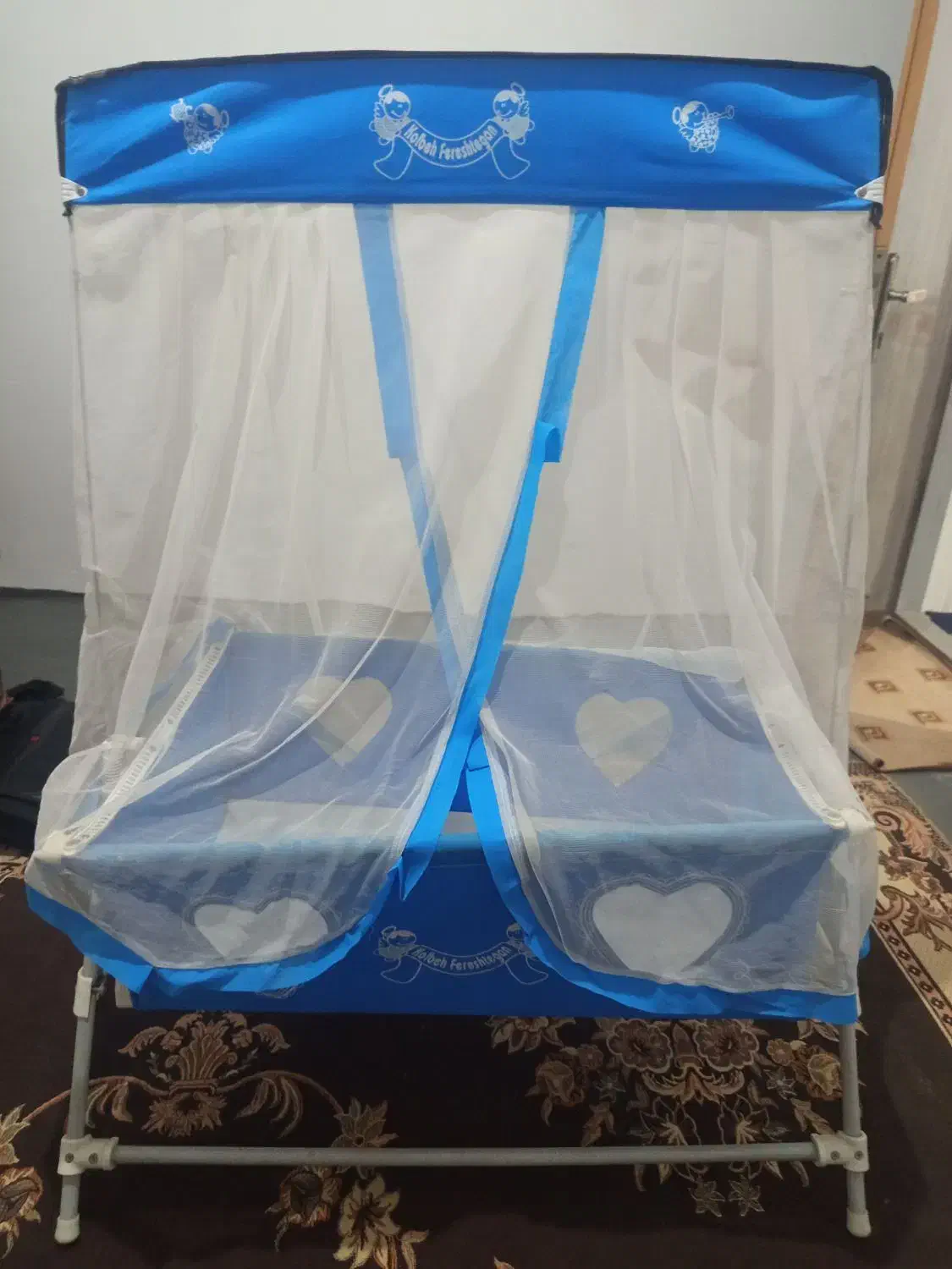 یک عدد گهواره بابک عدد کالسکه|تخت و سرویس خواب|نرماشیر, |دیوار