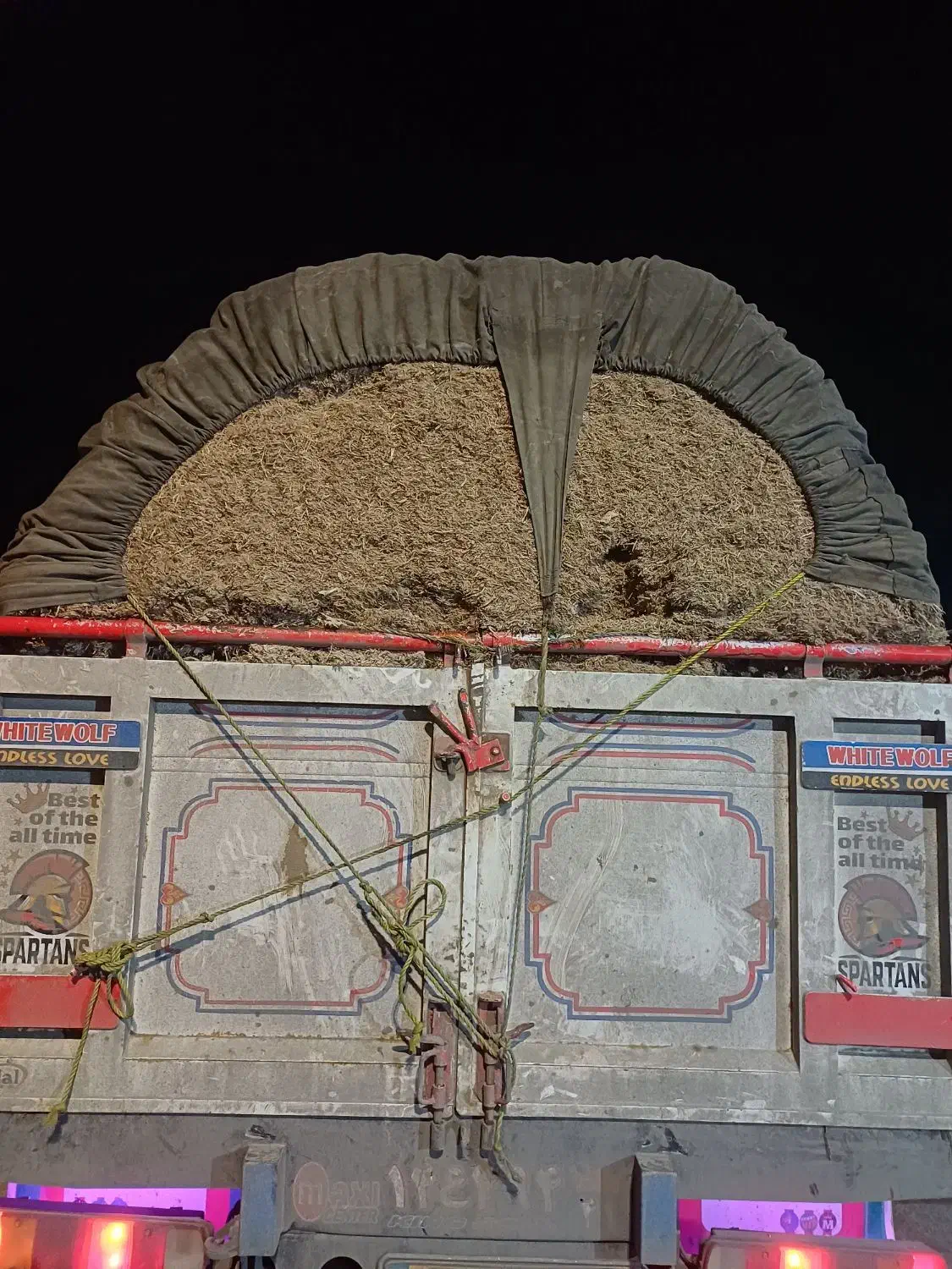 کاه نیشکر|لوازم جانبی حیوانات|معصومیه, |دیوار