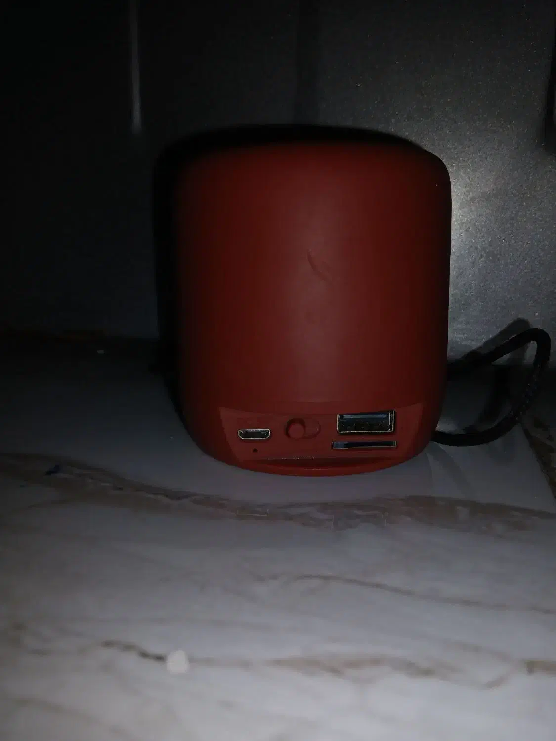 یک عدد اسپیکر کوچک|سیستم صوتی خانگی|کوهدشت, |دیوار