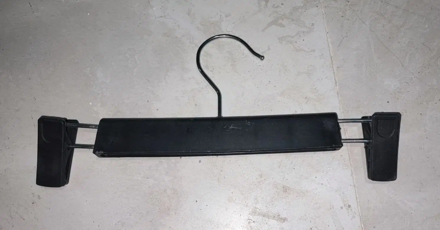 چوب لباسی شلواری|بندرخت و رخت‌آویز|خرم‌آباد, |دیوار