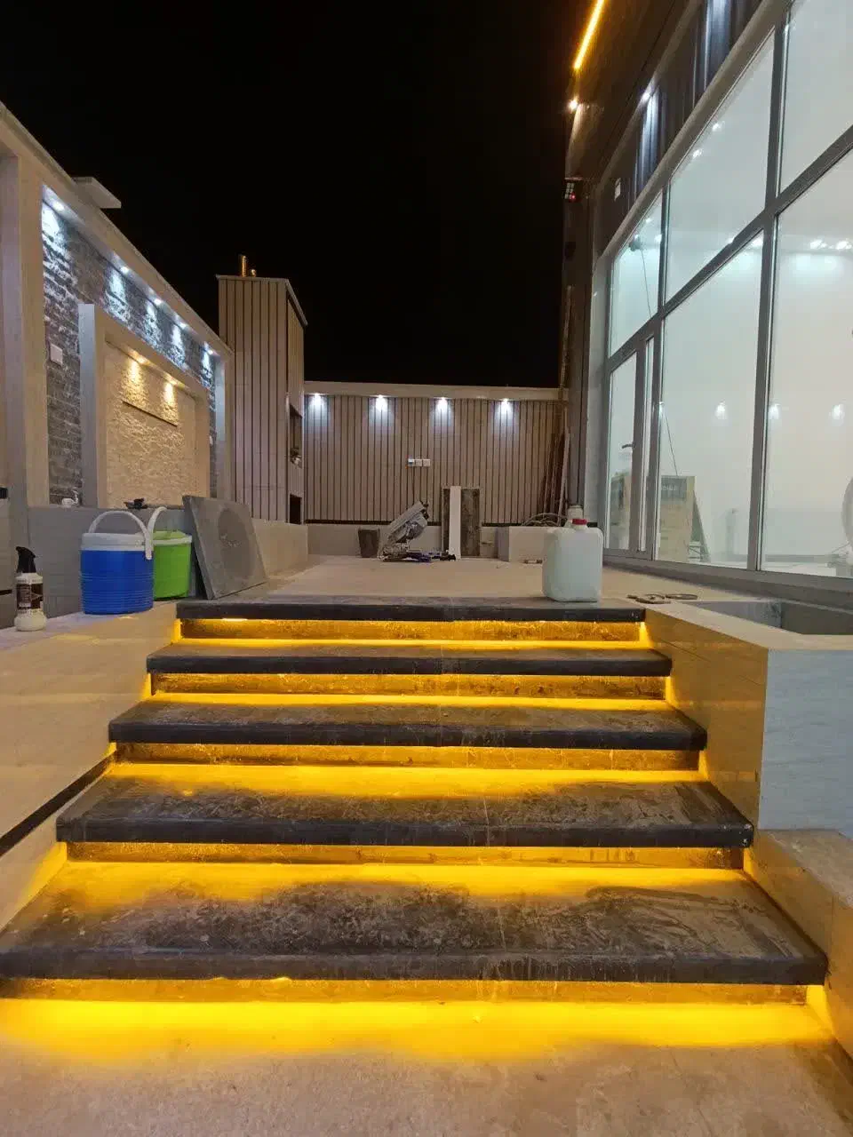 برقکار ساختمان و صنعتی تضمینی|خدمات پیشه و مهارت|اردکان, |دیوار