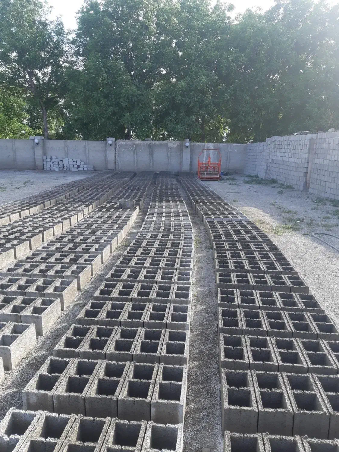 نیازمند‌کارگر‌بلوک‌زنی|استخدام معماری، عمران و ساختمانی|زنجان, |دیوار