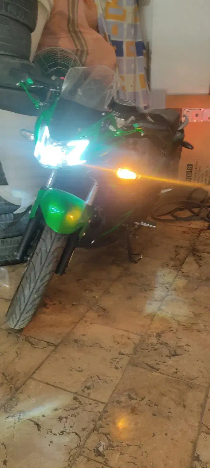 مگلی ۲۰۰|موتورسیکلت|قم, پردیسان|دیوار