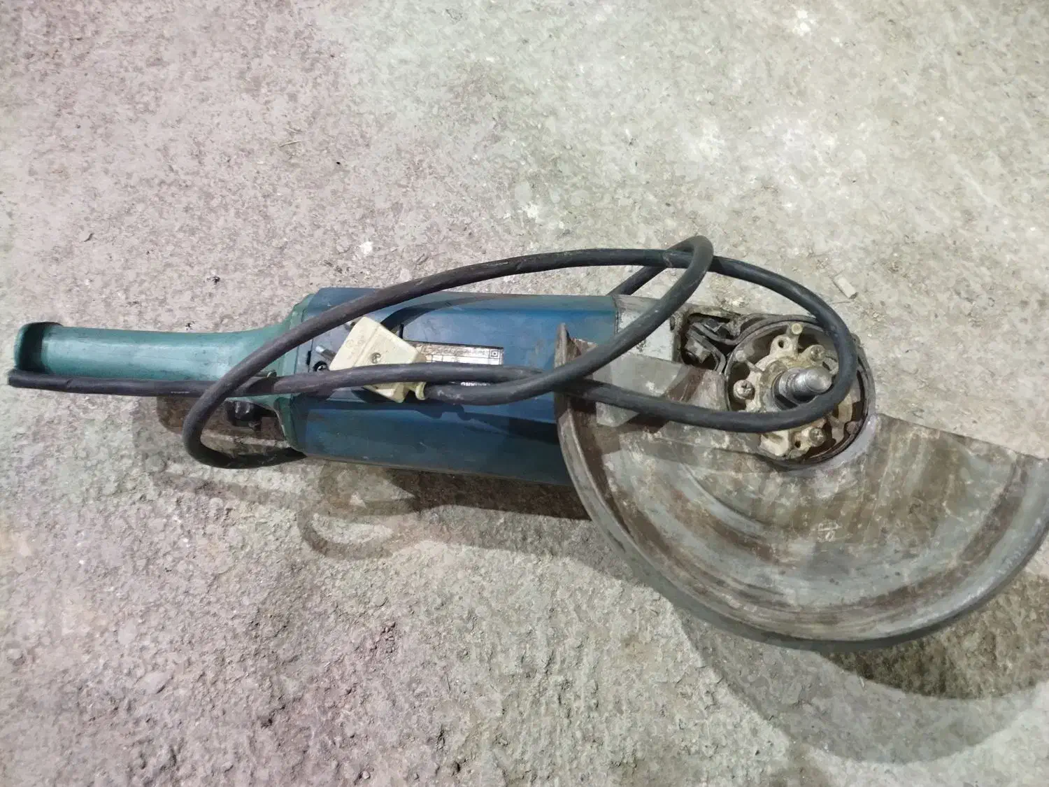 فرز بزرگ|ابزارآلات|مشهد, بلال|دیوار