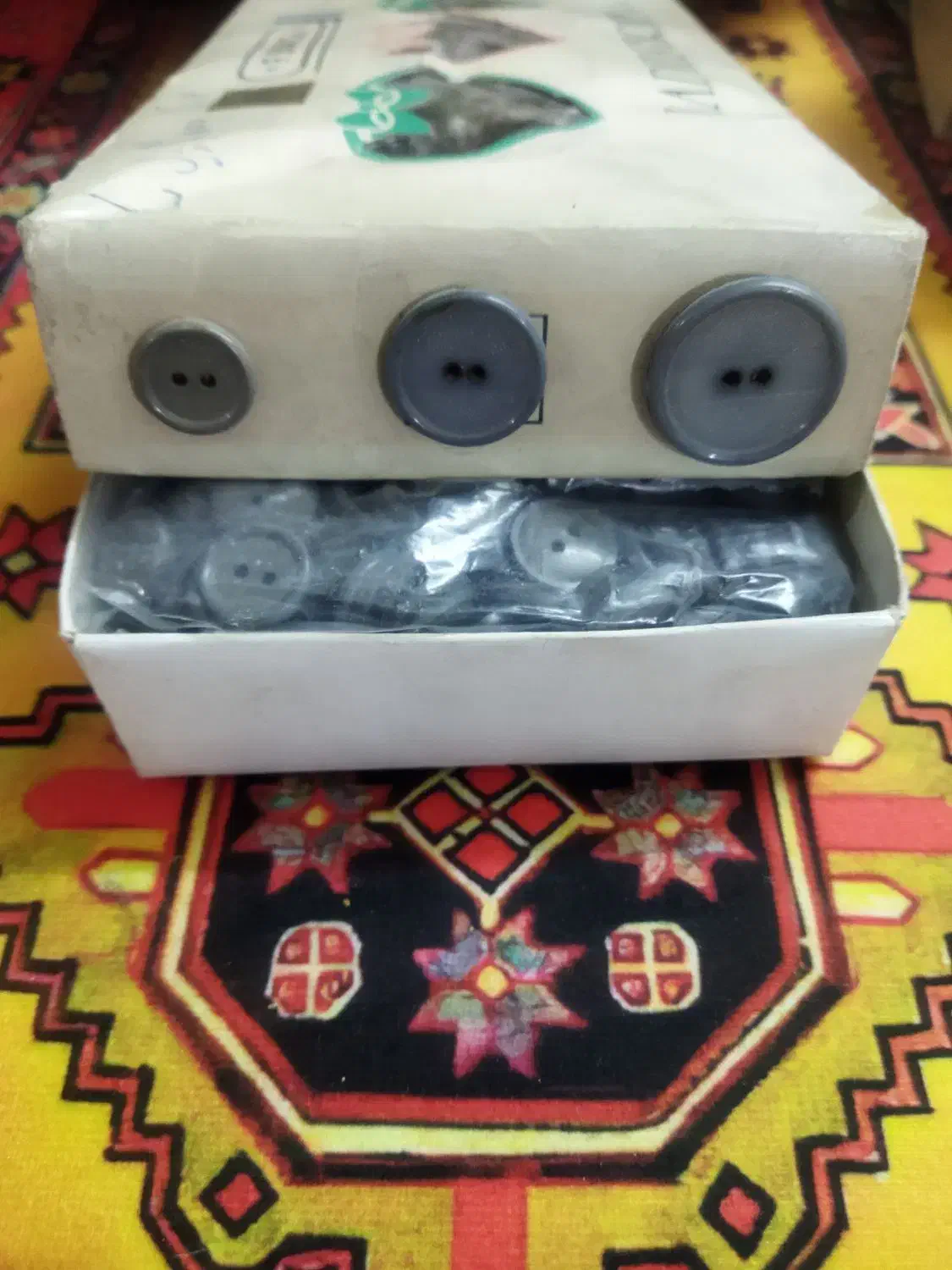 دکمه لباس|لوازم خیاطی و بافتنی|تهران, آهنگران (سراسیاب دولاب)|دیوار