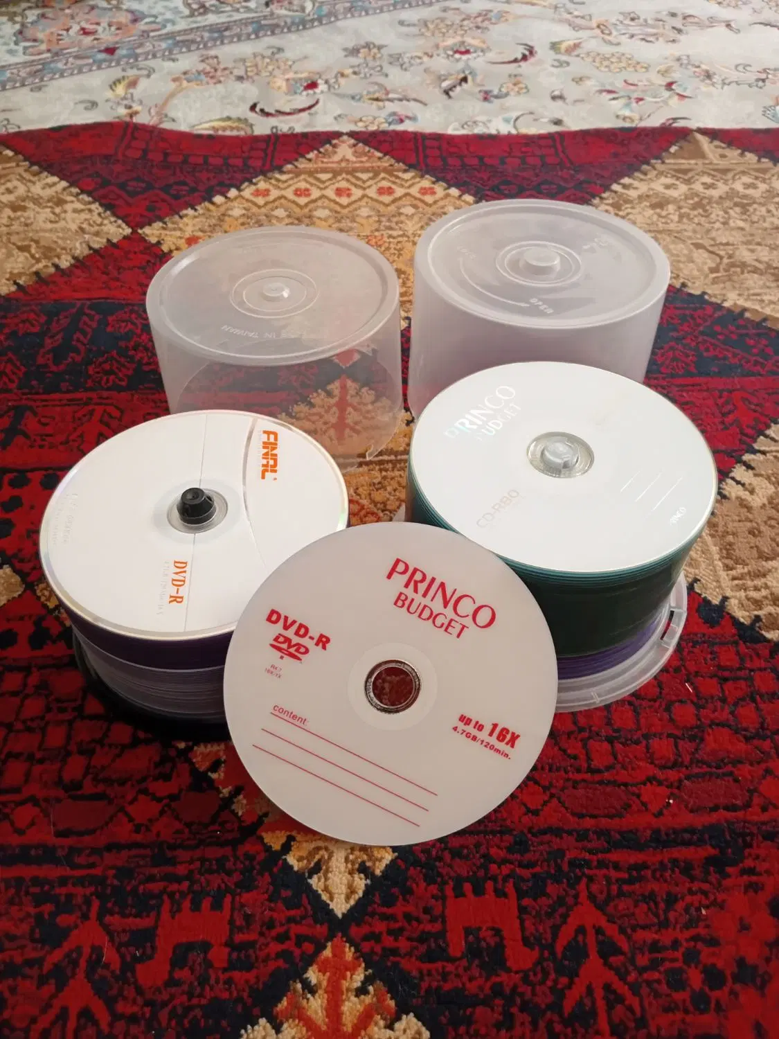 DVD و CD خام|کلکسیون اشیاء عتیقه|تهران, مقدم|دیوار