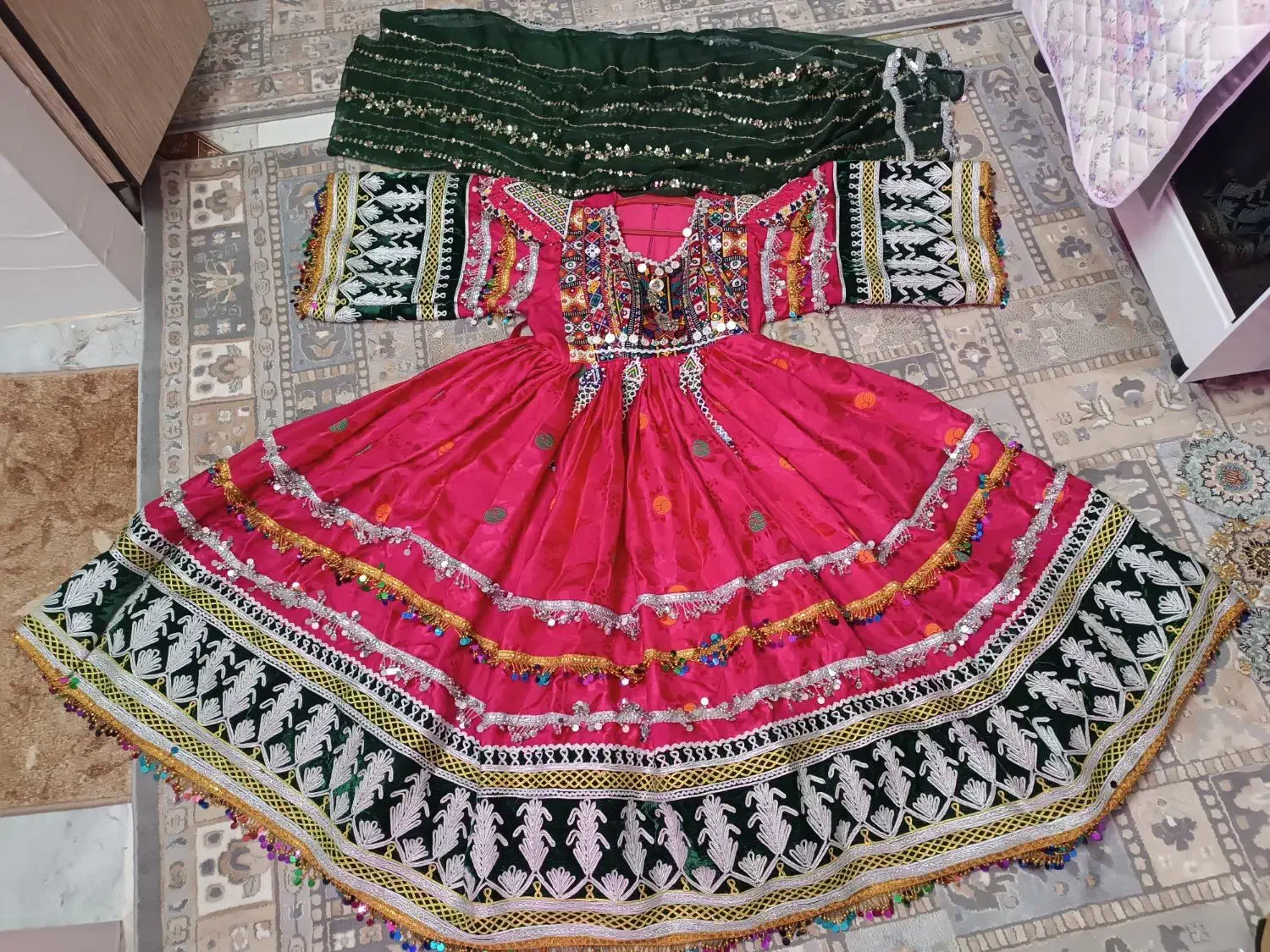 گنده افغانی نو فری سایز کرایه داده میشود|لباس|مشهد, انصار|دیوار