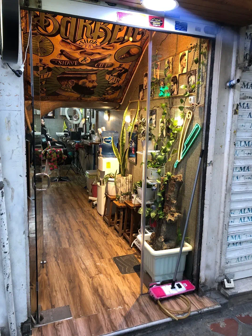 واگذاری ارایشگاه با تمامی امکانات|اجارهٔ مغازه و غرفه|تهران, افسریه جنوبی|دیوار